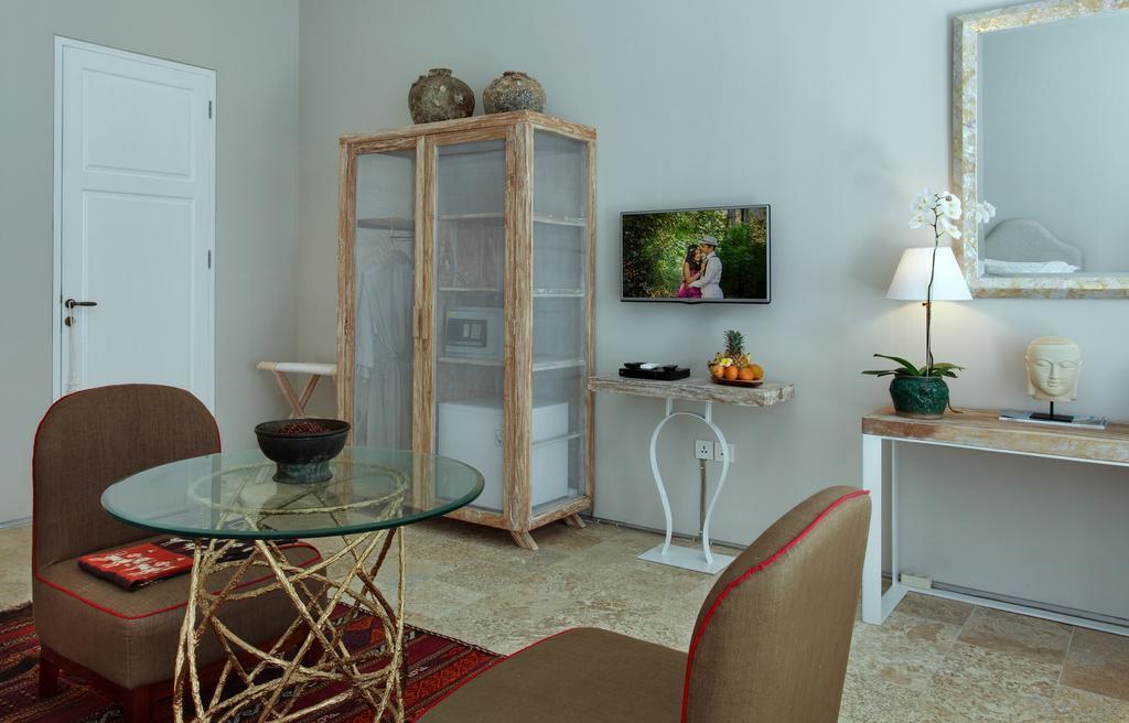 Room & Vespa 4 Семиняк Стая снимка